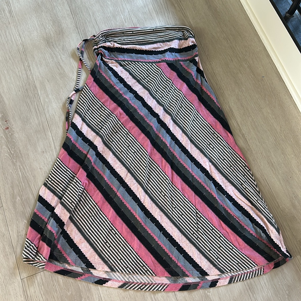 Patagonia Women's Midi Skirt/ Converts To Dress Pink And Gray Striped
